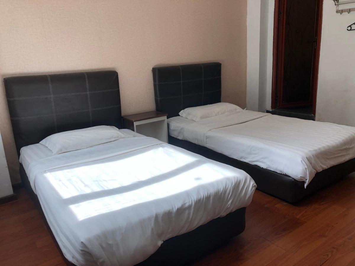 Super Oyo 90668 Joy Inn Miri Exterior photo