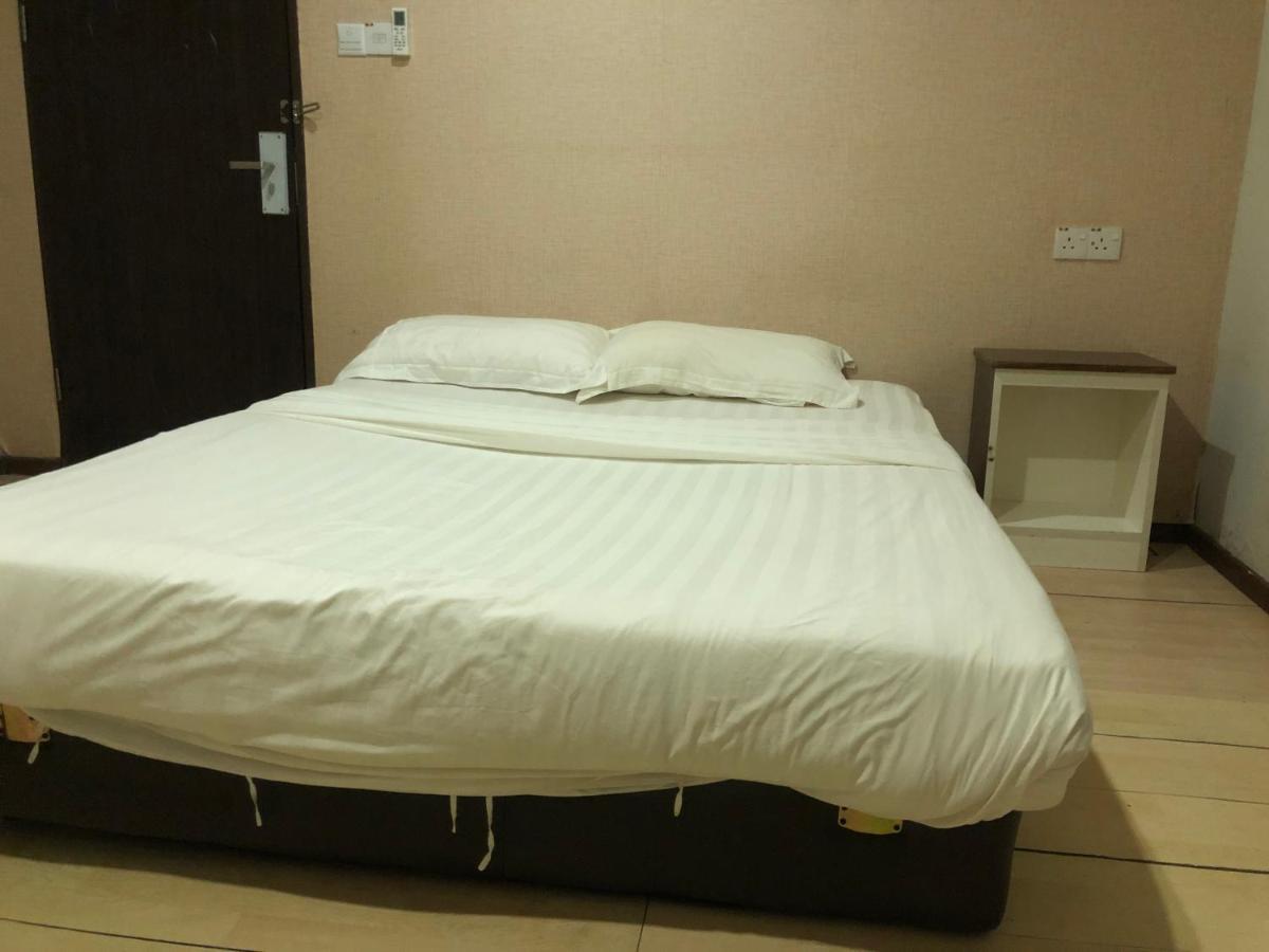 Super Oyo 90668 Joy Inn Miri Exterior photo