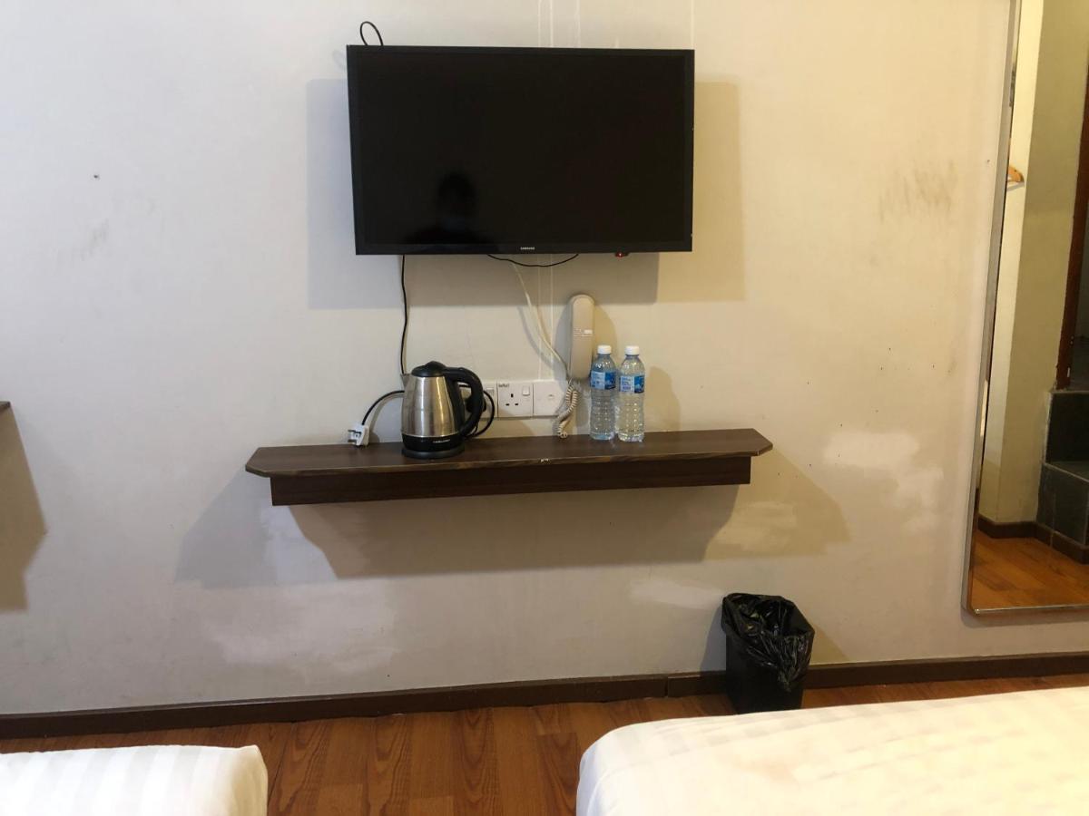Super Oyo 90668 Joy Inn Miri Exterior photo